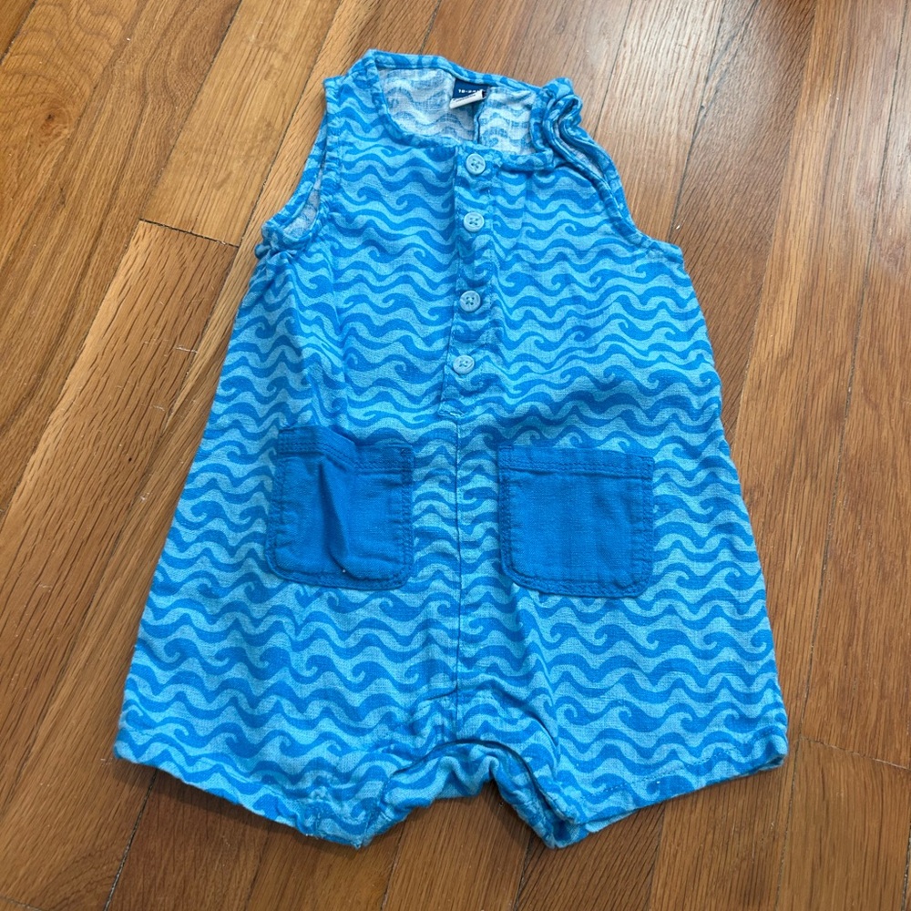 Old Navy Blue Wave Pattern Romper!